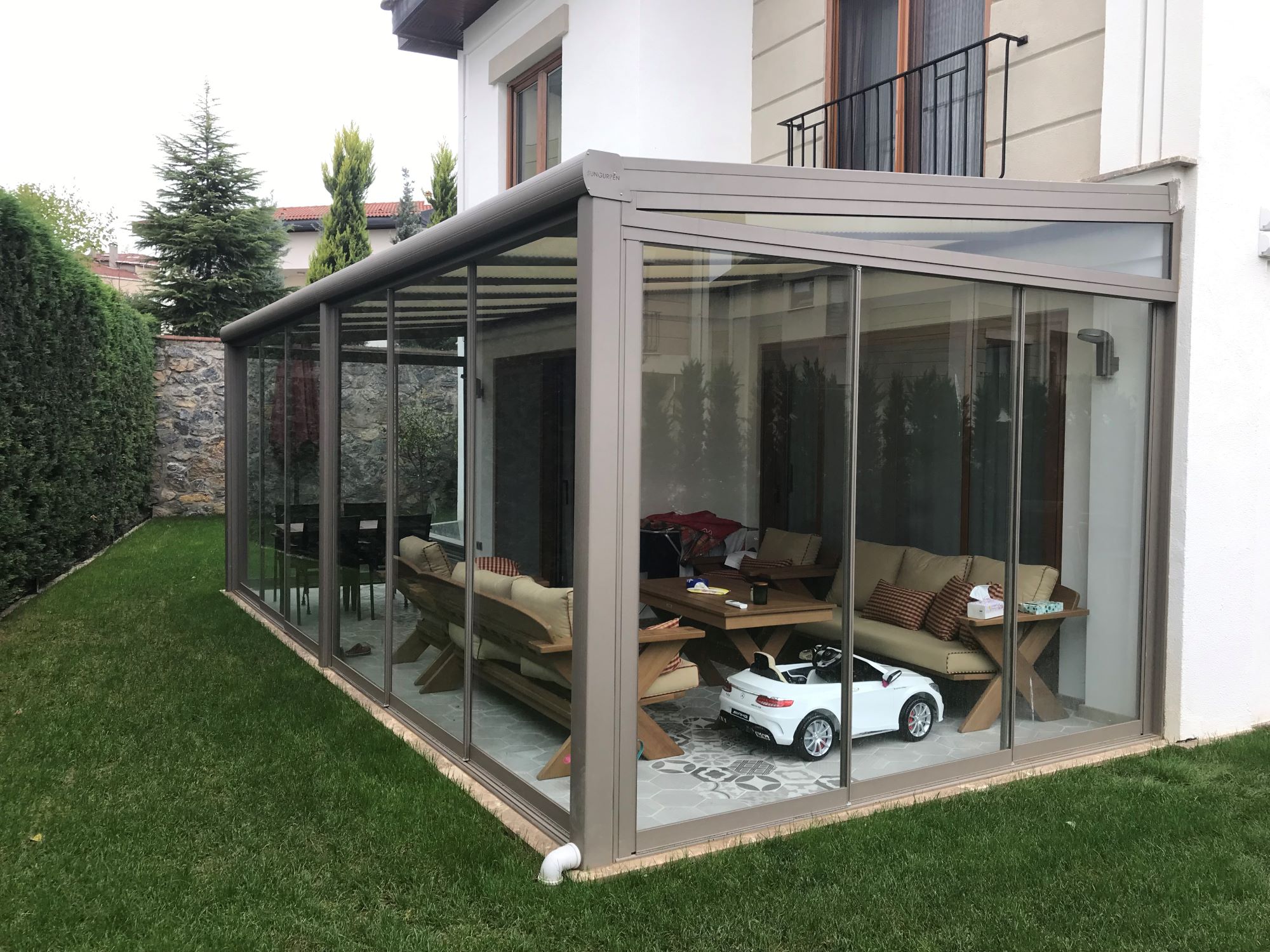 Idealist Kent Villalari 4