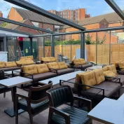 Swish Lounge Ingiltere 1