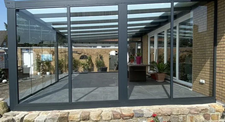 En Kullanışlı Cam Balkon Modelleri ile Konforlu Alanlar Yaratın